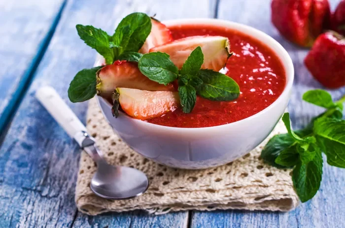 Fruit soup with Tagatesse