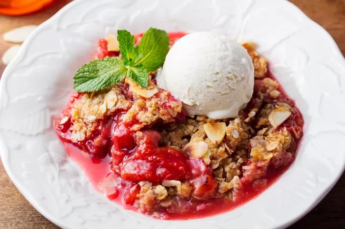 Without Sugars Tagatesse Rhubarb Crumble